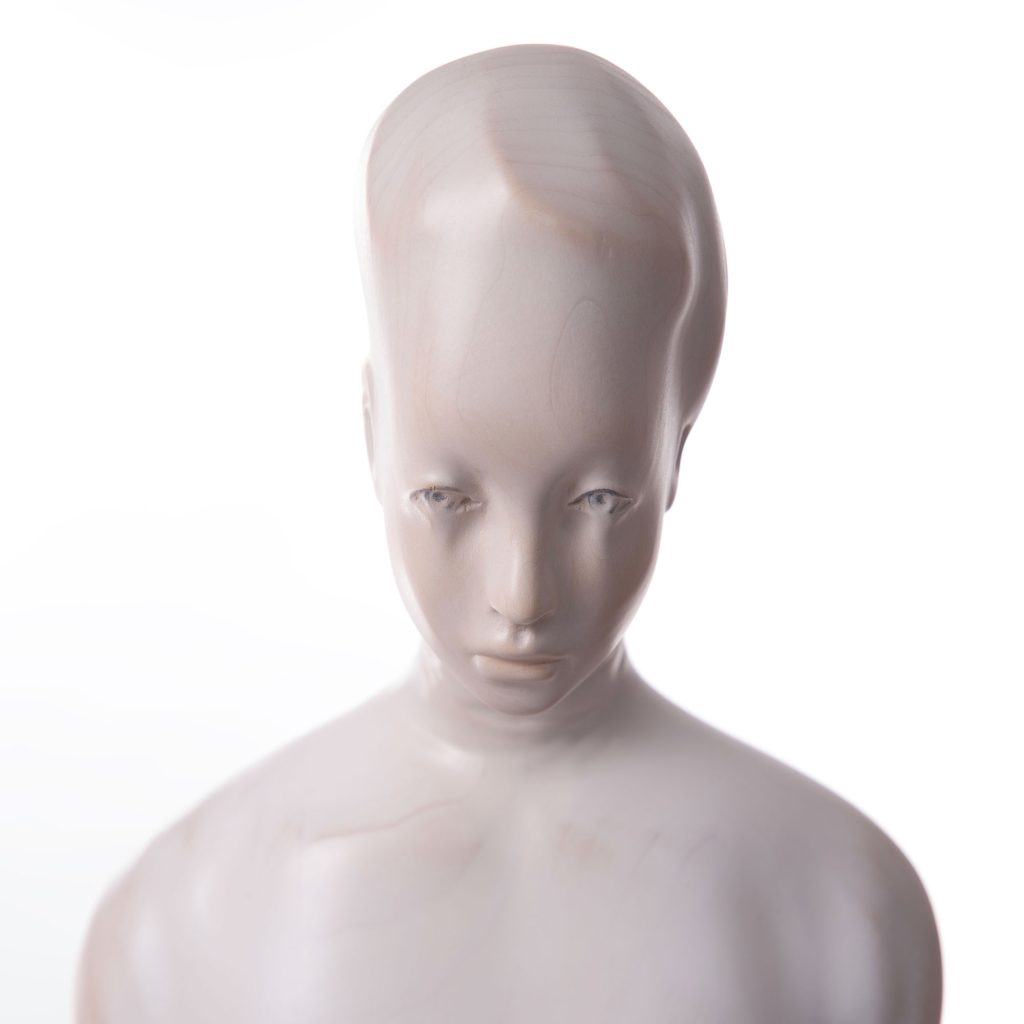 Femme Blanche-2024